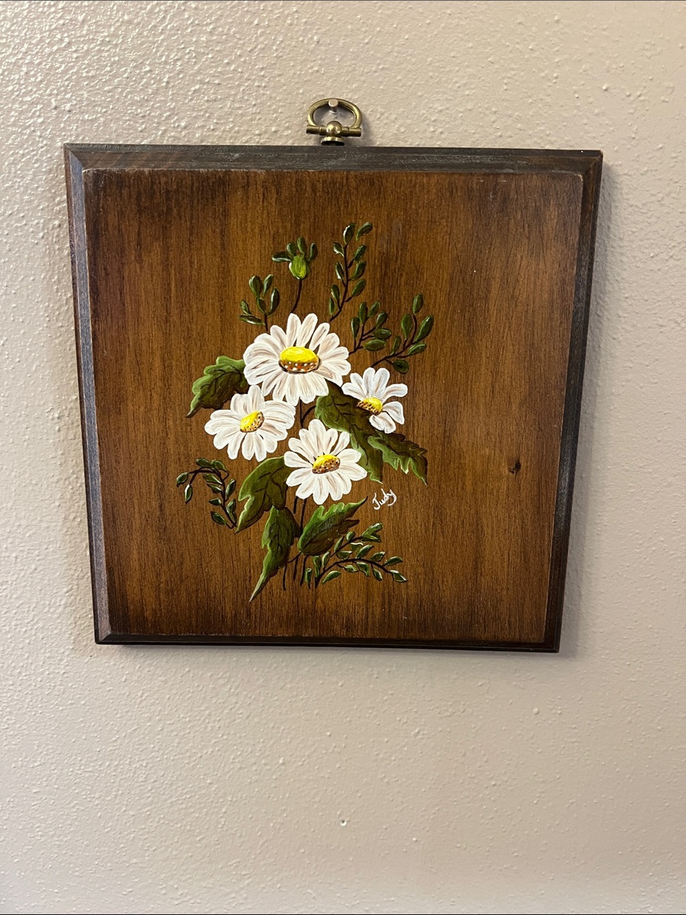 Vintage Hand Painted White Floral wall plaque